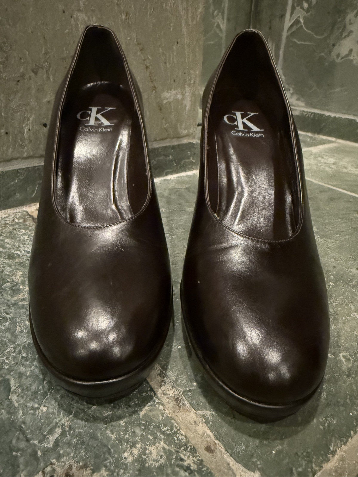 Calvin Klein Dark Brown Pumps Calfskin Leather Block Heels 8M Round Toe w/ Box