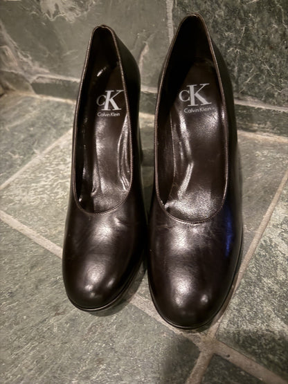 Calvin Klein Dark Brown Pumps Calfskin Leather Block Heels 8M Round Toe w/ Box